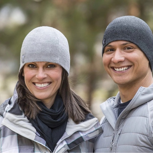 NWOT CASCADE Mountain Tech Merino Wool Beanie - Picture 2 of 10